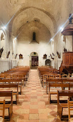 inérieur église saint pierre.jpeg